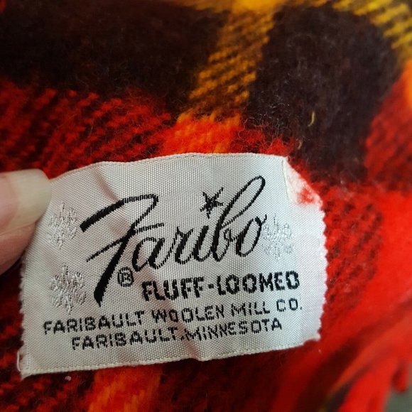 Vtg Faribo Loomed Wool Throw Blanket Plaid Red Black Yellow w Zip Bag 52 x 54 - Picture 2 of 7